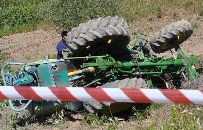 Grave accident à Minturno, un garçon de 21 ans meurt écrasé par un tracteur