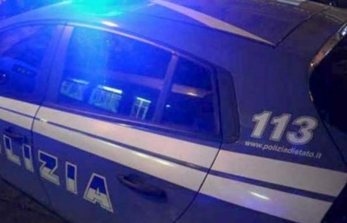 Un garçon volé en plein jour à Porto San Giorgio, un autre jeune homme battu avec des bouteilles : urgence pour la vie nocturne