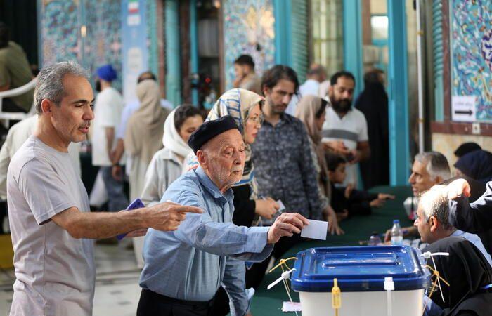 L’Iran aux urnes, le réformiste Pezeshkian et le fondamentaliste Jalili aux urnes – Moyen-Orient