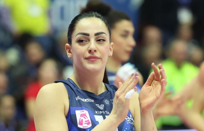 Vittoria Prandi dirige – Volleyball.it