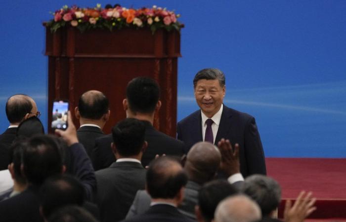 Xi Jinping explique la Chine des Cinq Principes, contre les États-Unis des Deux Concurrents