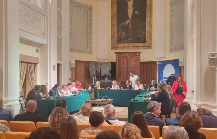 La nouvelle administration municipale de Potenza Picena a pris ses fonctions hier soir