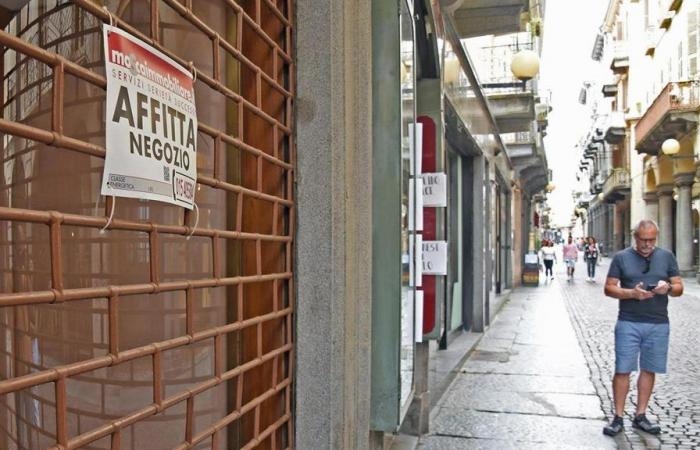 Locations d’or à Biella, SOS des commerçants : “Calmons les prix au centre”