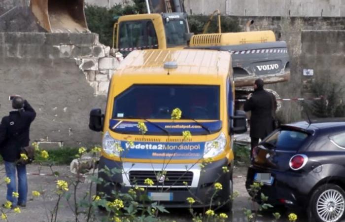 Vol au Mondialpol de Sassari, la dynamique de l’attaque étudiée dans les moindres détails : “Ils étaient prêts à tuer, la police était sous le choc”