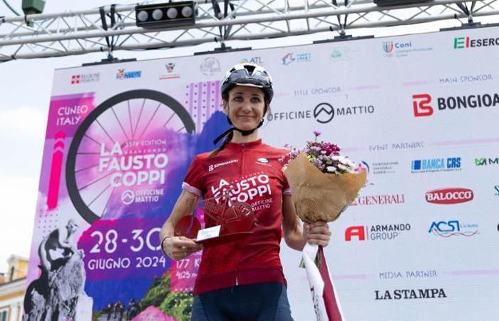 Les Français Stéphane Cognet et Roberta Bussone remportent le granfondo Fausto Coppi