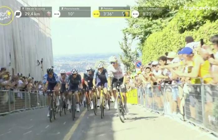 Tour de France, Pogacar prend le maillot jaune à Bologne mais Vingegaard est là. Vauquelin gagne