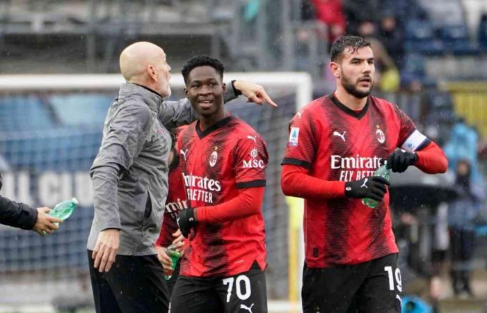 Fonseca bloque le transfert : soit il reste à Milan, soit il démissionne