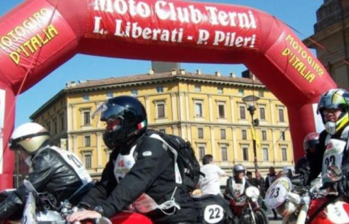 Chez Secci un documentaire sur le Motogiro d’Italia 2024