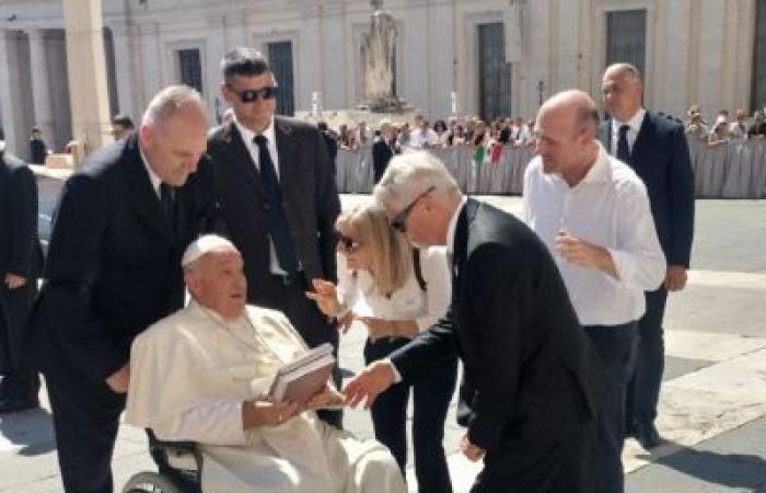 Rho : La Schola Cantorum a rencontré le Pape