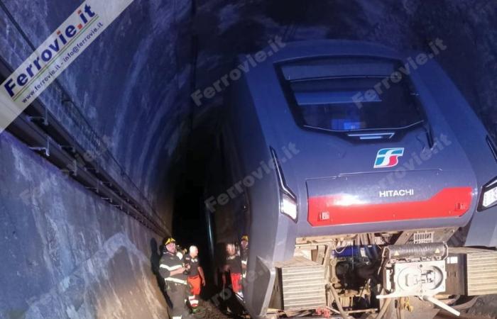 Ligne Battipaglia-Reggio Calabria : exercice dans le tunnel de San Donato