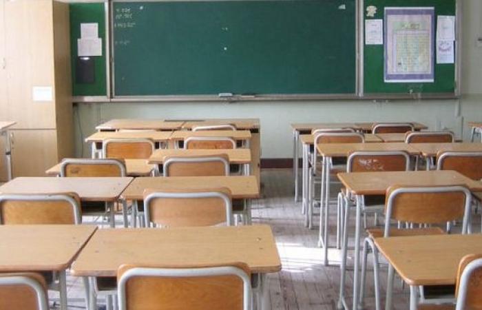 Ecole finlandaise, l’expérience dans un lycée : zéro échec et absences réduites. Un enseignant : « Les enfants sont manipulés avec les notes »