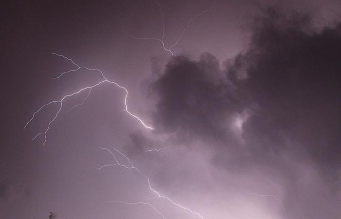 Alerte météo, code jaune pour de forts orages dans certaines communes de la zone florentine