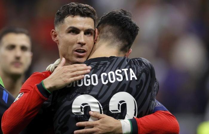 Portugal-Slovénie 3-0 (dcr) : Diogo Costa héros avec trois penaltys arrêtés. Cristiano Ronaldo et ses coéquipiers en quarts de finale