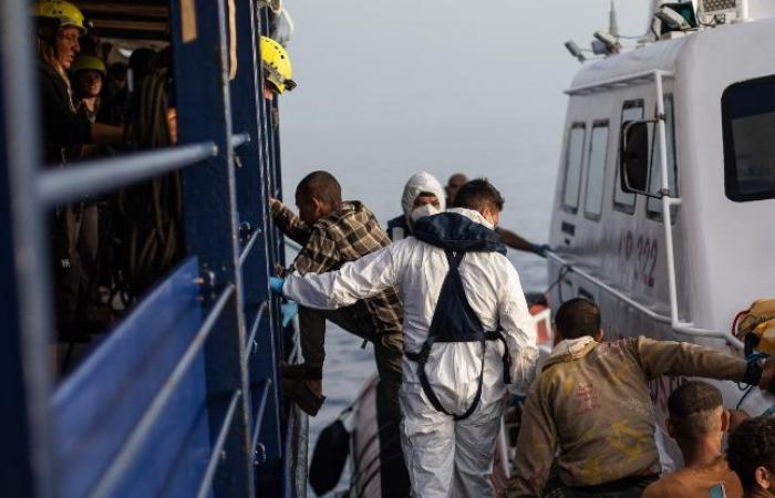 Le navire Urgence et Humanité 1 débarque 230 migrants au total. 280 dans le hotspot de Lampedusa