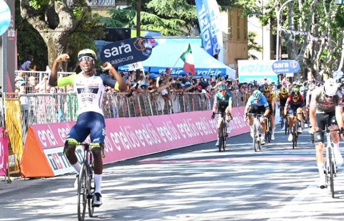 Cyclisme / Girmay remporte la troisième étape du Tour de France à Turin