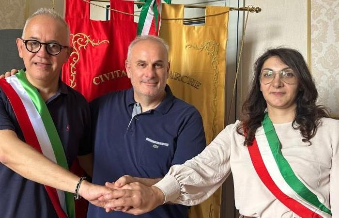 Deux Civitanovas pour le prix d’une « Fraternité » : pacte entre maires au Palais Sforza – Picchio News