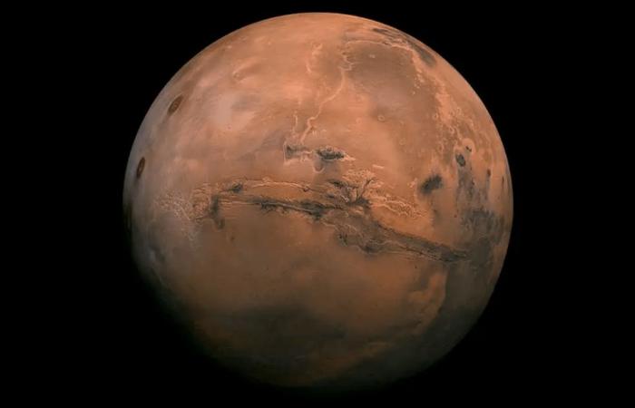 Huit nouveaux cratères découverts sur Mars. Ils témoignent d’une fréquence d’impact plus élevée que prévu