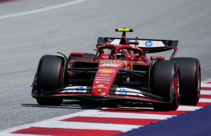 Ferrari se déchaîne, voilà l’annonce : nouveau coup dur ‘à Hamilton’