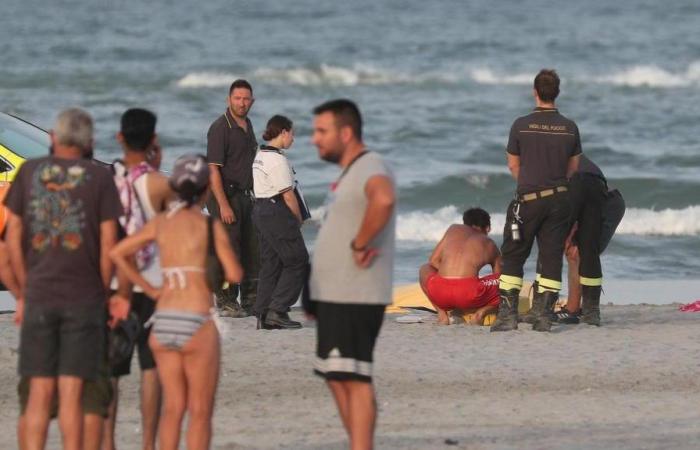 Tragédie en Sardaigne. Un père de 43 ans décède alors qu’il nageait à Chia
