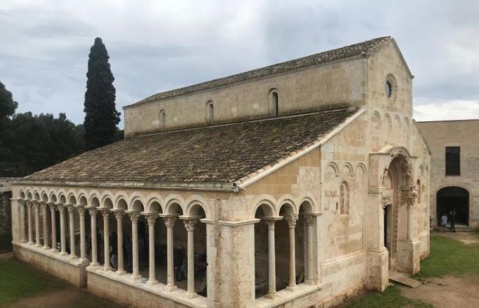 Lecce, entre vignes et arbres fruitiers, le joyau précieux de l’abbaye de Cerrate