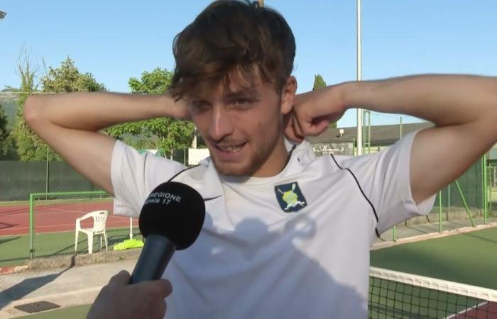 Francesco Liucci remporte le tournoi de tennis d’Isernia – 01/07/2024 – TeleRegioneTV