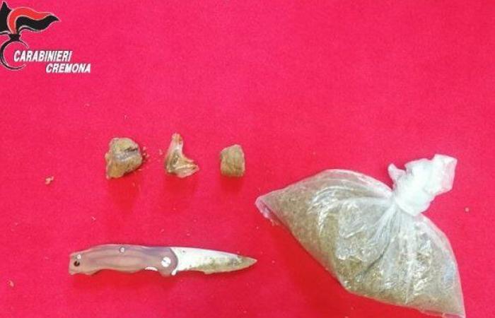 Trafic de drogue dans la région du Pô, a rapporté un jeune de 21 ans
