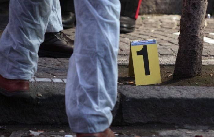 Naples, deux garçons sont abattus au Banchi Nuovi, l’un d’eux risque de mourir