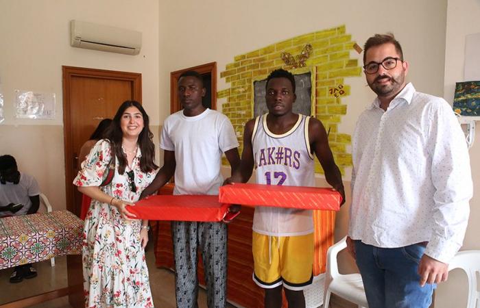 Badia Grande et Rotaract Trapani créent une salle de classe multimédia pour les migrants de Bonagia – BlogSicilia