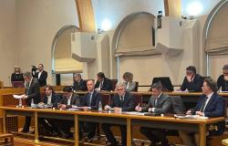 Premier conseil régional de Marsilio bis : « Des défis sans précédent rencontrés »
