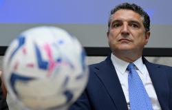 De la baisse de salaire en cas de relégation à la révision du protocole VAR : la Lega Serie A envisage de relancer le football