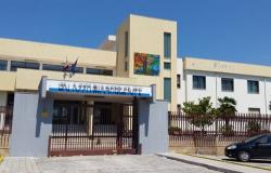 “Juge de Paix siège pour les audiences civiles organisées par le Tribunal pour Enfants de Bari”