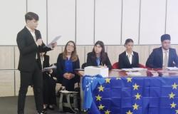 Reggio de Calabre, les étudiants simulent une session du Parlement européen
