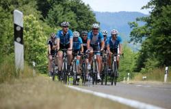 35 cyclistes atteints de maladies génétiques s’essaient à 7 étapes dans le Piémont – TravelEat