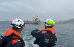 Navire panaméen bloqué dans le port de Palerme : il ne répondait pas aux normes de sécurité
