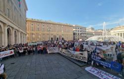 A Gênes, des milliers de personnes au cortège des comités ligures : “Contre la spéculation et les choix d’en haut”