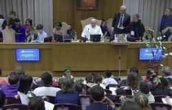 Pape François, nombreuses questions et réponses lors de la rencontre avec les enfants / De l’Église / Accueil