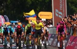 Giro d’Italia, Kooij remporte la neuvième étape et Pogacar toujours sous le maillot rose – Sbircia la Notizia Magazine