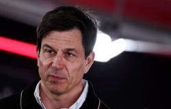 Mercedes, Wolff : “Si j’étais Verstappen, je resterais chez Red Bull au moins jusqu’en 2025”