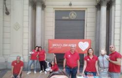 Les bénévoles de Pavia nel Cuore sous le Dôme Arnaboldi pour la Journée Internationale des Infirmières