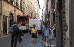 Arrêtez les véhicules à Fillungo, Anfiteatro et San Michele Il Tirreno