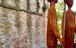 RinnoviAmo Forlì: une sculpture de 50 mille euros pour les Mud Angels, un choix discutable et électoral, nous sommes avec le Comité Unitaire des Victimes de la Boue