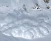 Avalanche dans la vallée d’Aoste, juste au-dessus de Courmayeur, les skieurs sont à craindre impliqués. Détails « 3B Météo