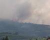 Incendie à Aymavilles, hameau évacué. La Ville invite la population à rester chez elle