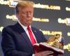 Donald Trump fait la promotion de baskets dorées « Never Surrender Hi-Top » à 399 $ la paire | Actualités américaines