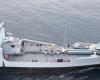 L’appel d’offres “urgent” de la Défense pour la barge de la Marine a été abandonné