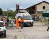 Piadena Drizzona : Accident du travail à la gare de Piadena, travailleur heurté par une bobine