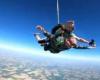 Une personne handicapée de Montesilvano saute avec un parachute – Piazza Rossetti