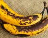 Pourquoi des taches noires se forment-elles sur les bananes ? Sont-ils meilleurs à manger que les jaunes ?
