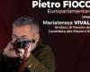 Candidat Fratelli d’Italia avec un fusil sur les affiches électorales : la polémique éclate
