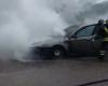 Voiture en feu sur la Sp 44 dans la région de Sassari : les pompiers en action | Nouvelles